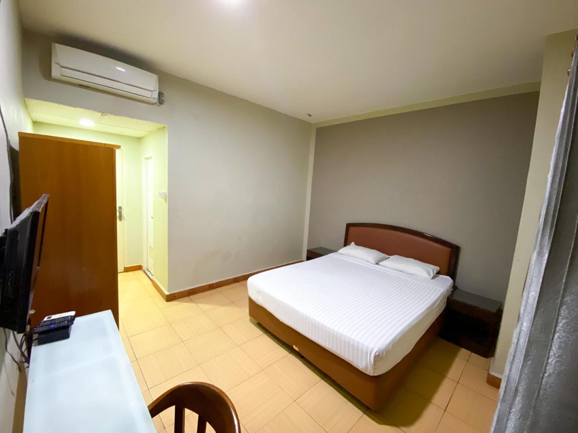 Central City Hotel Perabumulih Экстерьер фото